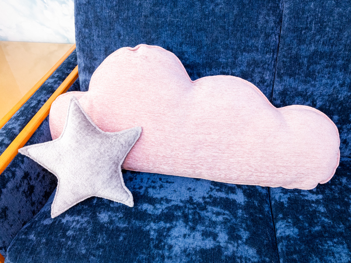 ソファー(クッション)2