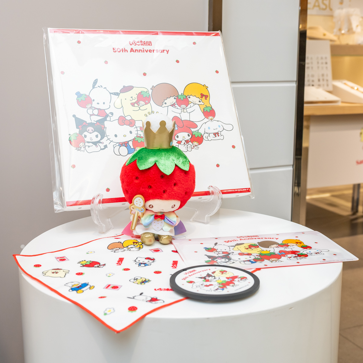 銀座三越 サンリオ「Sanrio characters Special Anniversary Market」いちご新聞