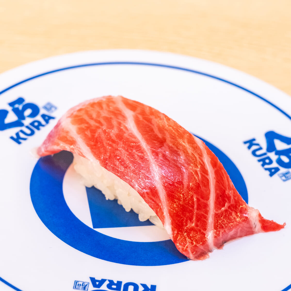 国産天然　本まぐろ大とろ(一貫)