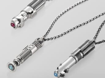 ケイウノ『スター・ウォーズ』コレクション「ライトセーバーネックレス」