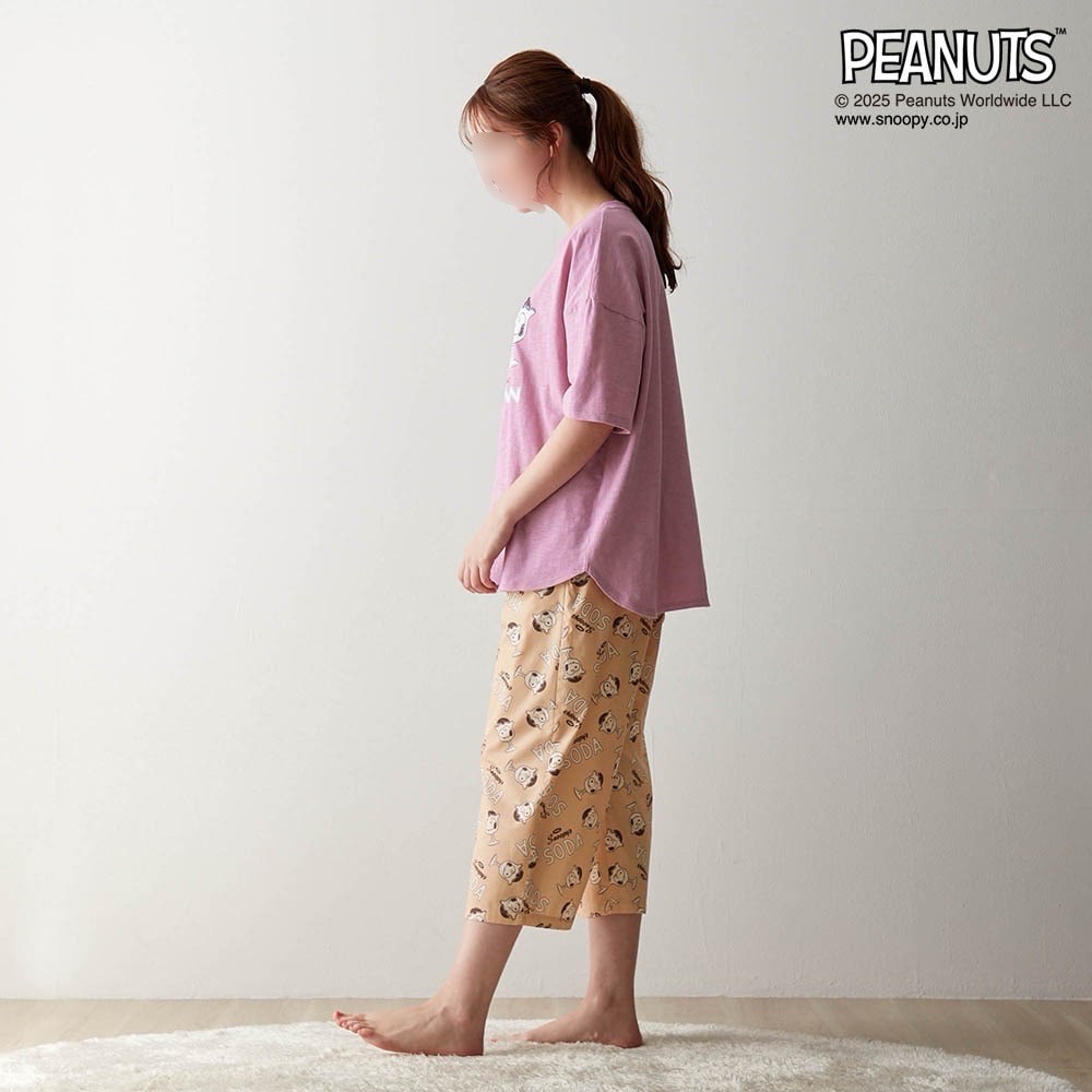 ベルメゾン「スヌーピー」動きやすくて気持ちいい。スヌーピーが可愛い、天竺トップスと布帛パンツのパジャマ （アッシュピンク6）