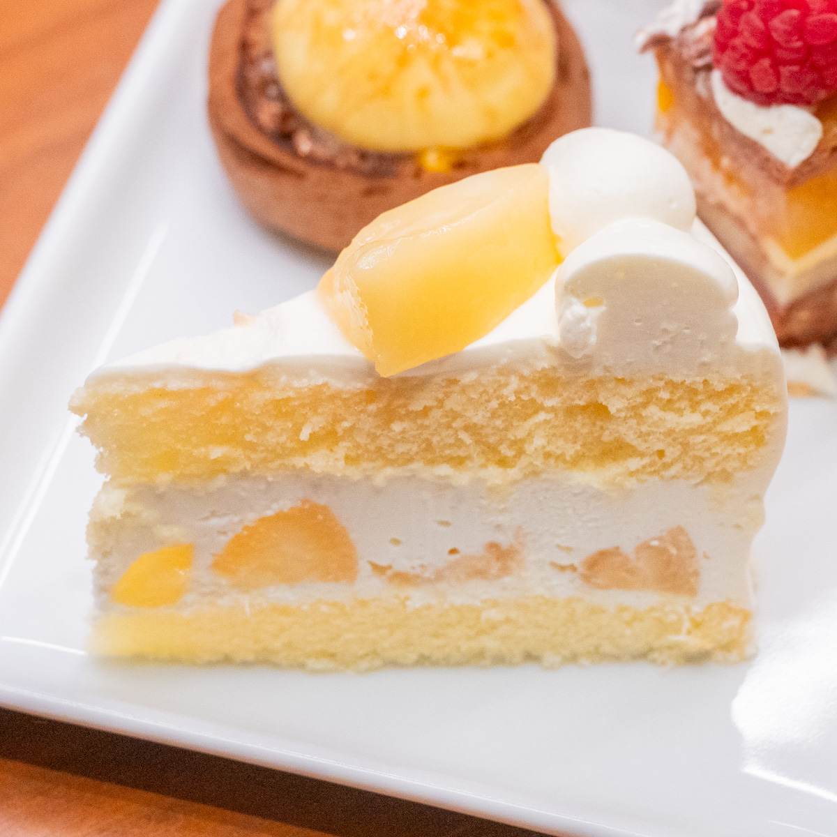 桃のショートケーキ　撮影