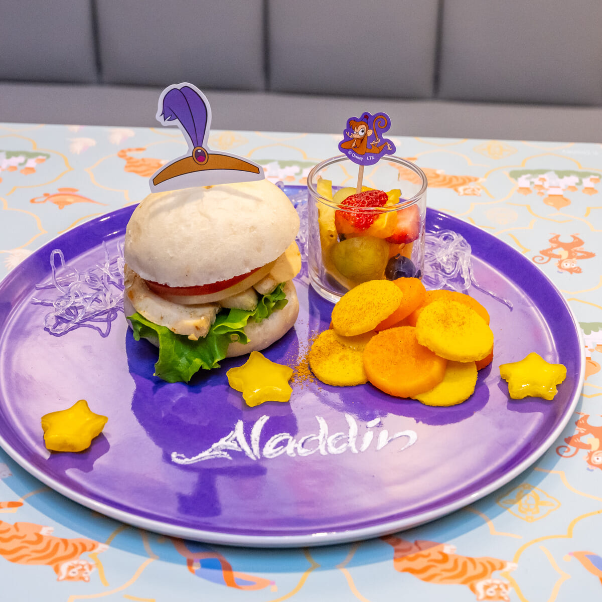 ＜アラジン＞バーガープレート2