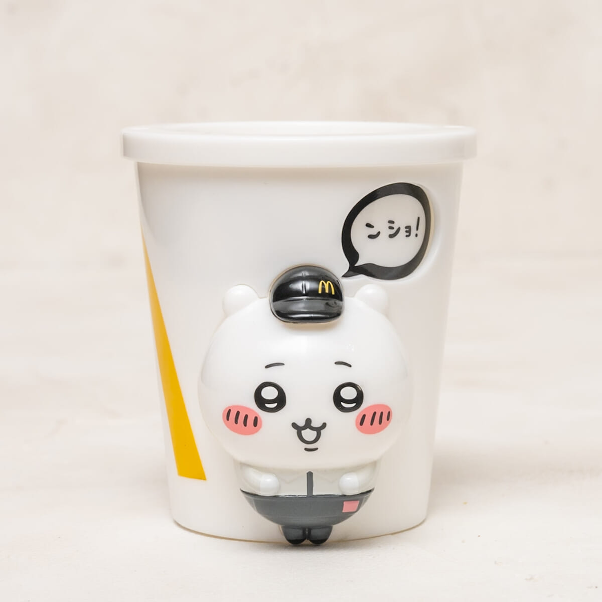 ちいかわのドリンクカップペンたて