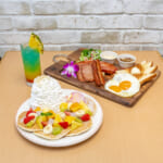 Eggs ’n Things「オハナ・フルーツパンケーキ／オハナ・ビッグブレックファースト／オハナ・トロピカル」