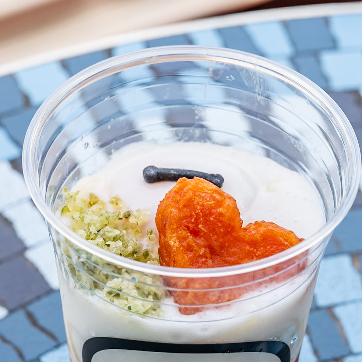 東京ディズニーランド／プラザパビリオン・レストラン「クールダウンうどん(牛カルビ、エッグ、豆乳ポテトソース)」3