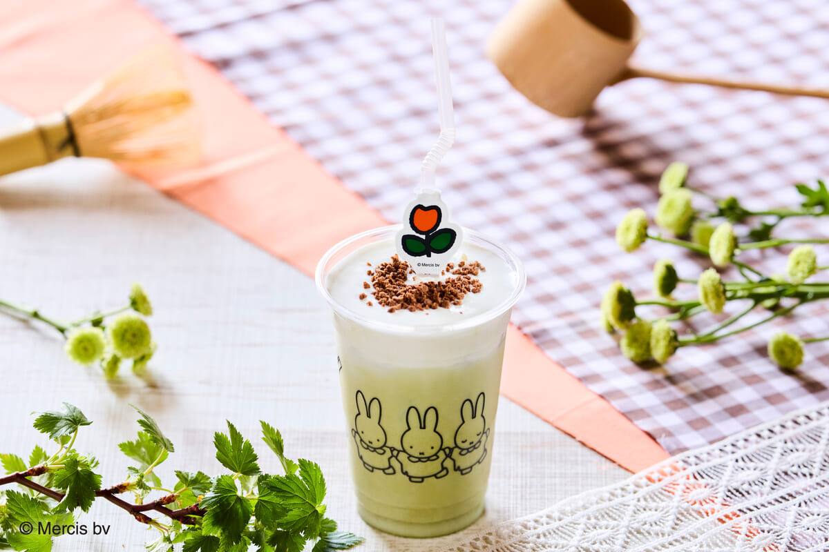 ミッフィーのふわふわそのぎ抹茶ラテ