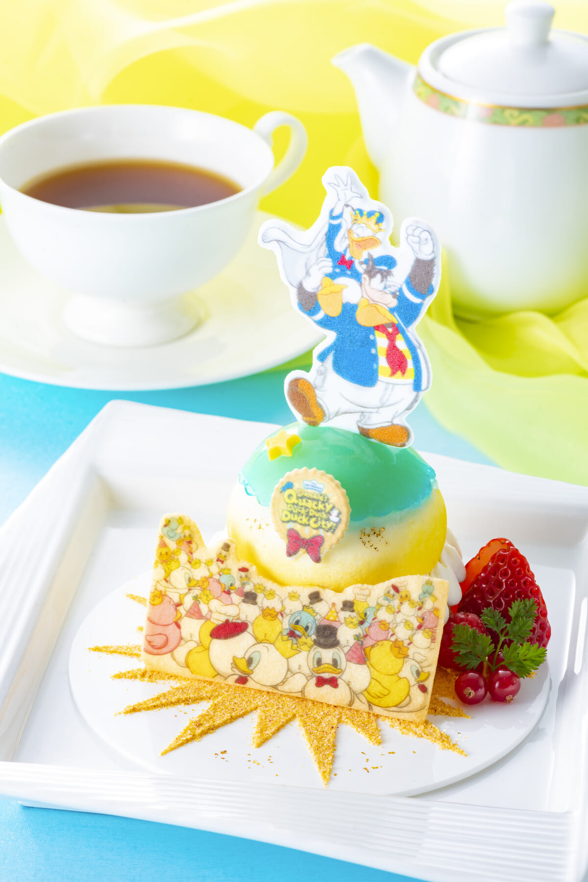 ハイピリオン・ラウンジ_ディズニー・パルパルーザ “ドナルドのクワッキー・ダック!ダック!ダックシティ!” ケーキセット