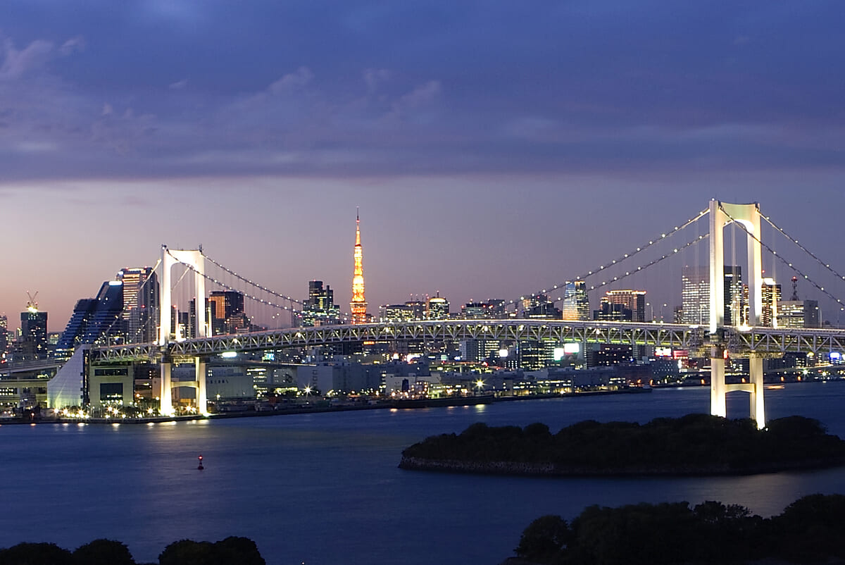 ヒルトン東京お台場／バーベキューテラス「アブレイズ」2025年度営業3