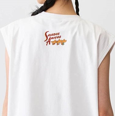 ノースリーブTシャツ バックスタイル