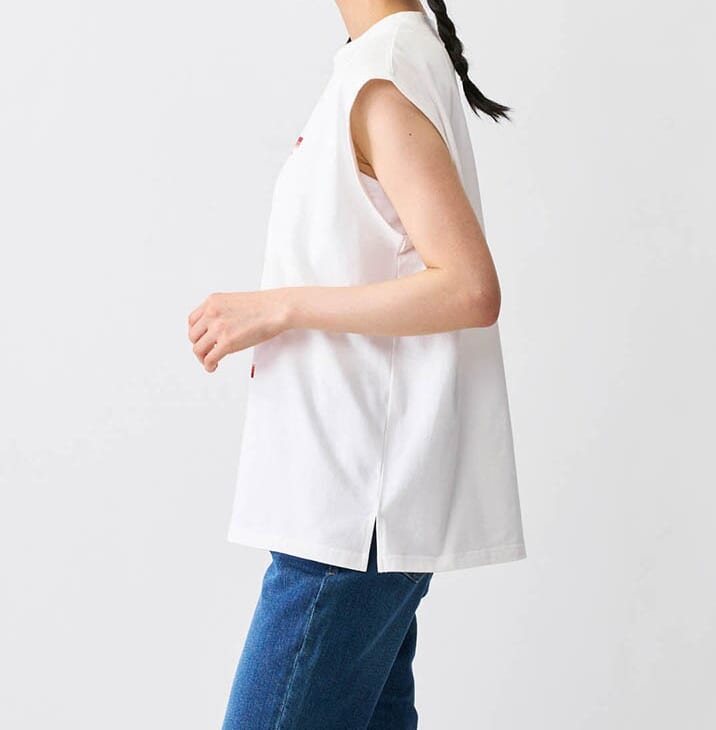 ノースリーブTシャツ「三人の騎士」 サイドスタイル