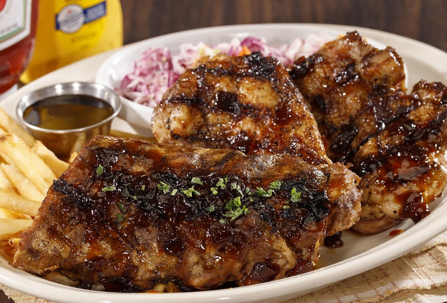 FRIDAYS SIGNATURE RIB & CHICKEN COMBO