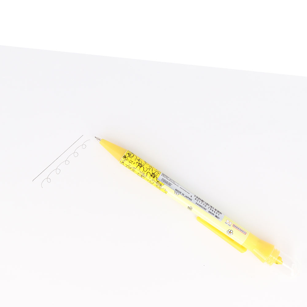 くるくるドームペン2 シャープペン「ウッドストック」使用イメージ