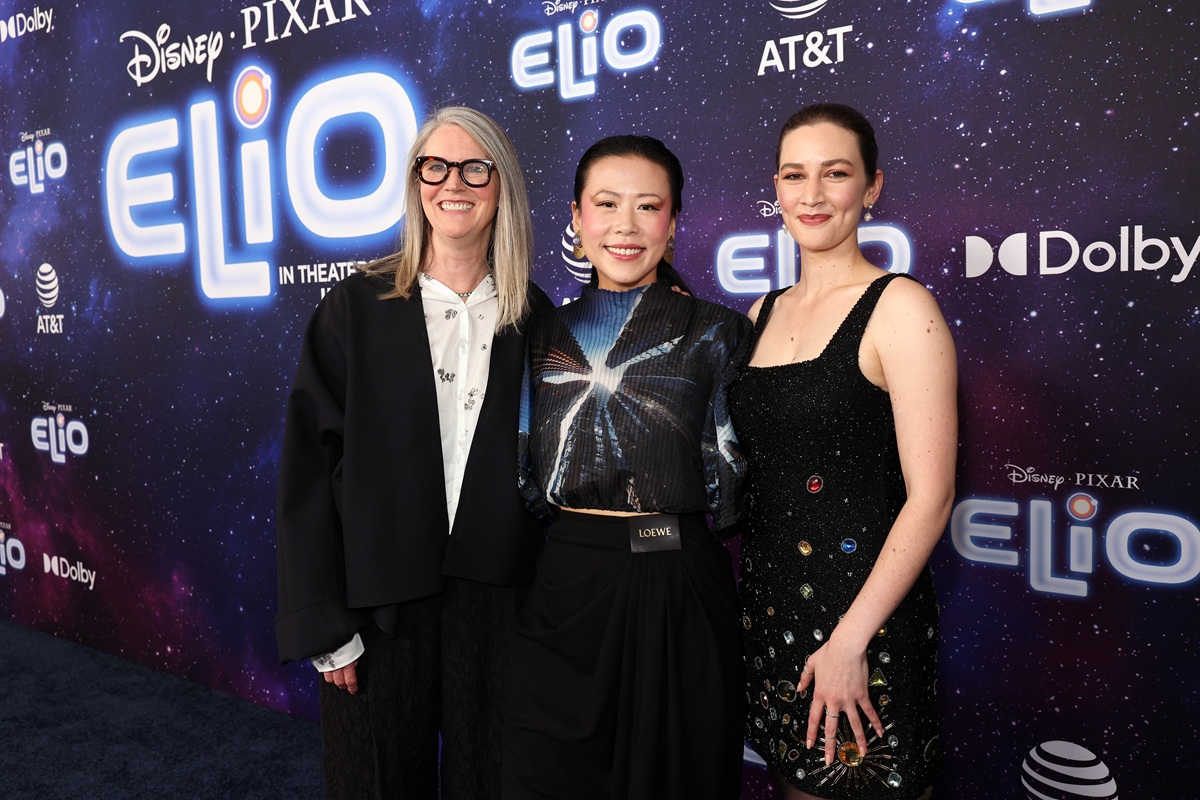 『星つなぎのエリオ』：左メアリー・アリス・ドラム、中央ドミー・シー監督、右マデリン・シャラフィアン監督