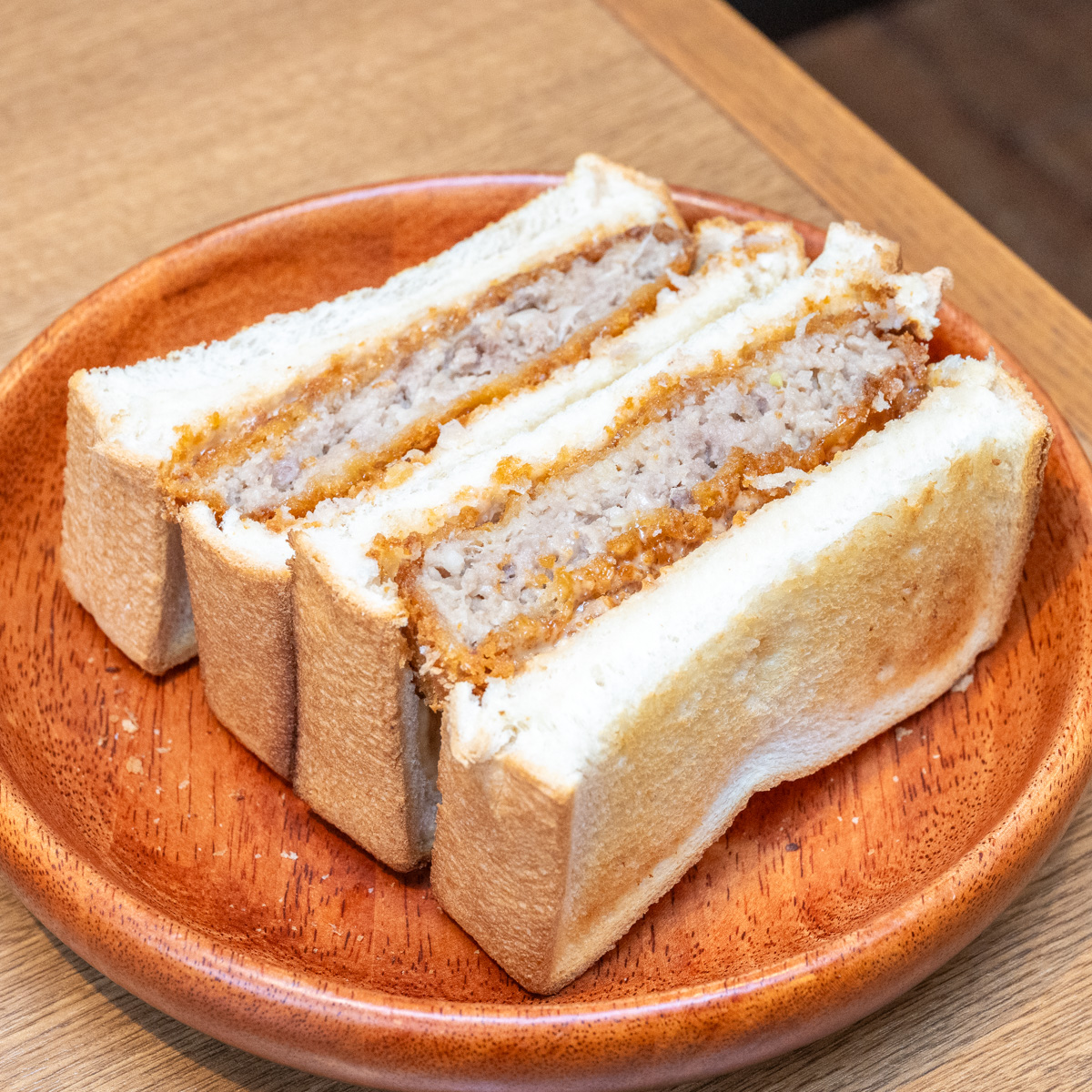 メンチカツサンド