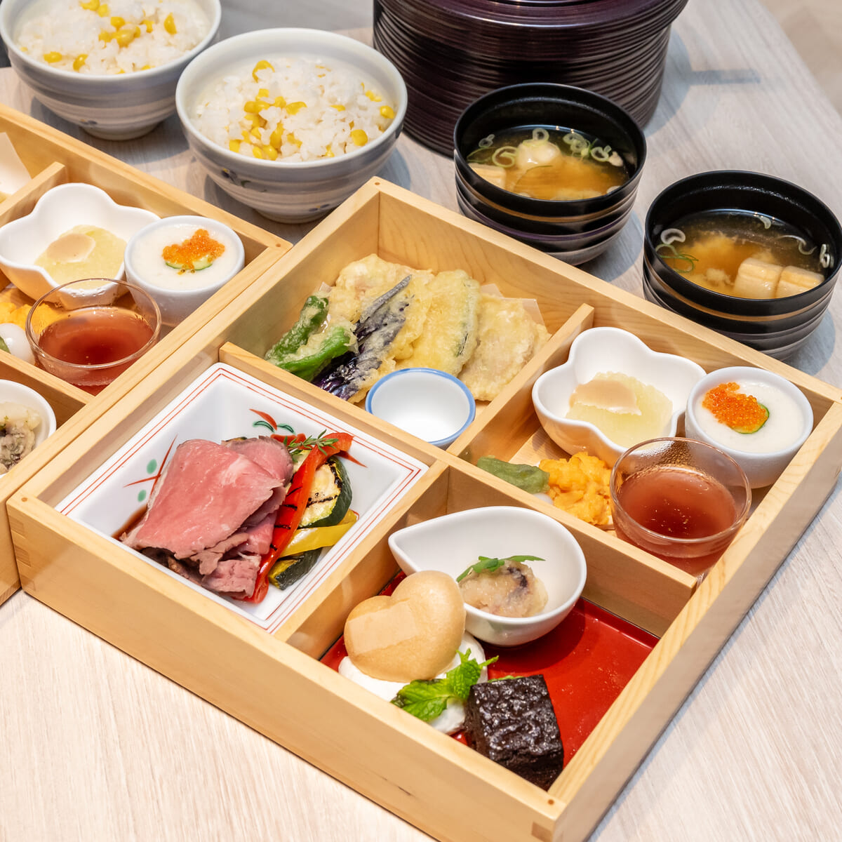 夕食