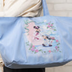 Disney SWEETS COLLECTION by 東京ばな奈「ミッキーマウス＆ミニーマウス／折りたたみトラベルバッグ」　イメージ