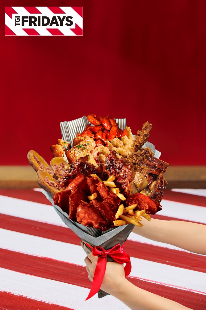 TGI フライデーズ「FRIDAYS SIGNATURE RIB & CHICKEN COMBO」