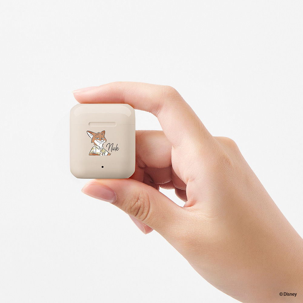 インナーイヤータイプ完全独立型ワイヤレスステレオイヤホン（ニック）サイズ感