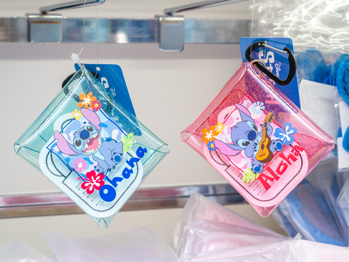 クリアマルチケースSS BL/PK スティッチ　撮影