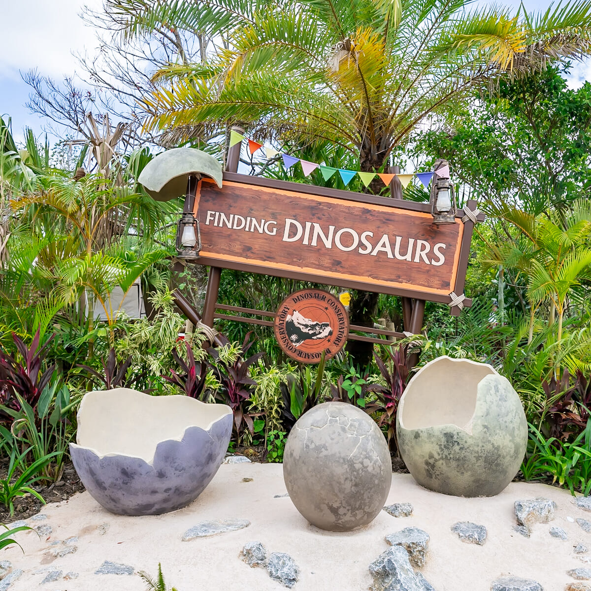 JUNGLIA OKINAWA（ジャングリア沖縄）アトラクション「FINDING DINOSAURS（ファインディング ダイナソーズ）」2
