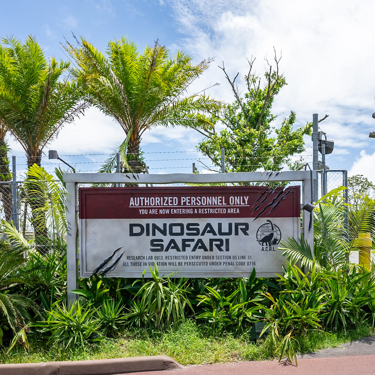 ジャングリア沖縄「DINOSAUR SAFARI（ダイナソー サファリ）」2