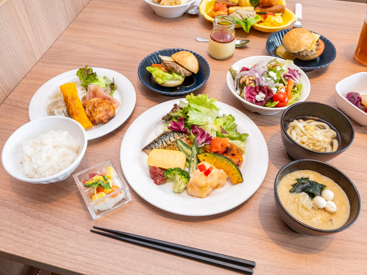 レストラン「THE COMPASS(ザ・コンパス)」2