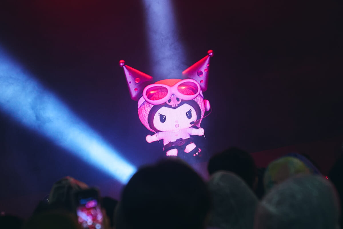 オープニング02