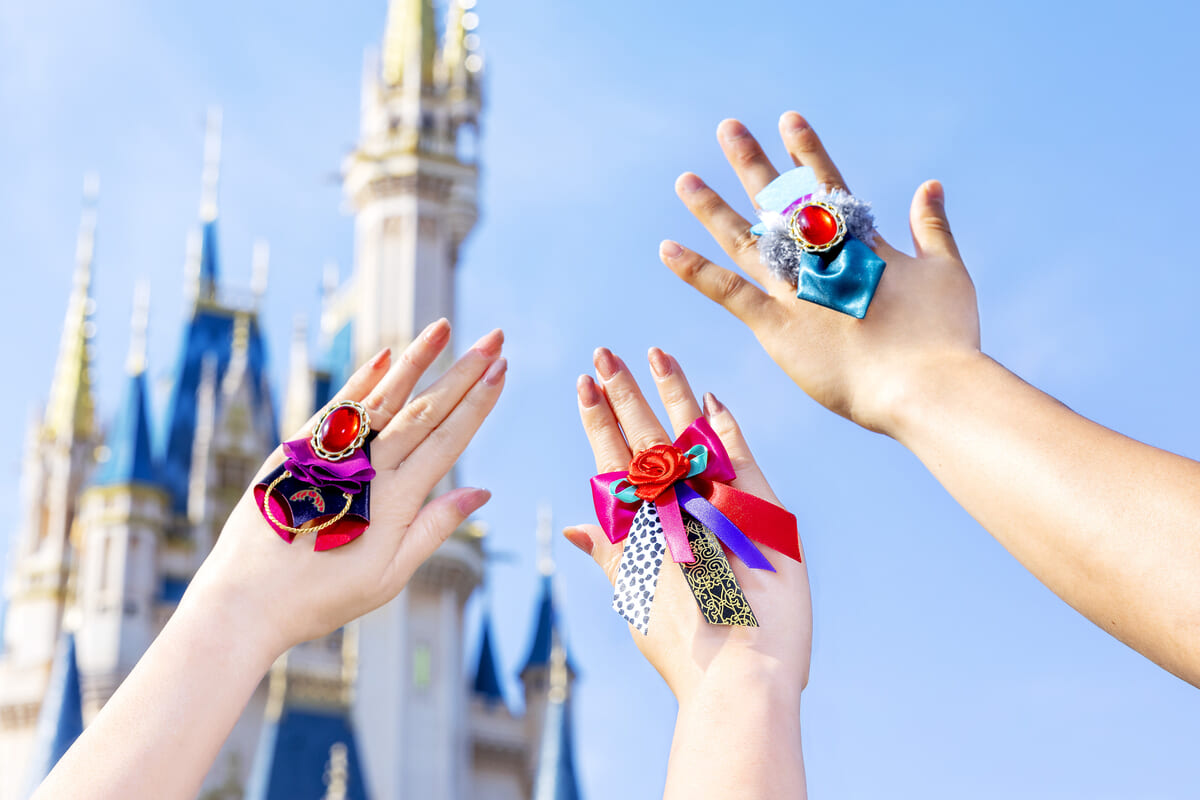 ダンサーコスチュームイメージのリングも！東京ディズニーランド 