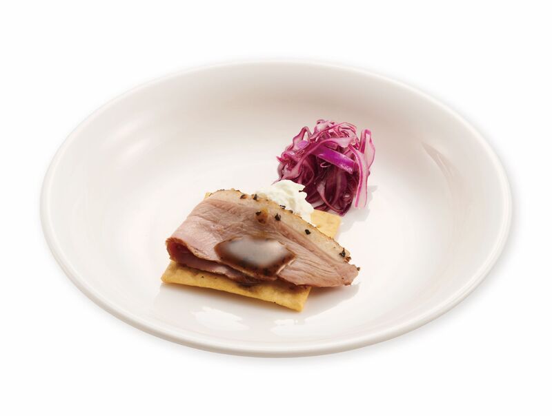 ハンガリーの料理「鴨のロースト　トリュフソース」