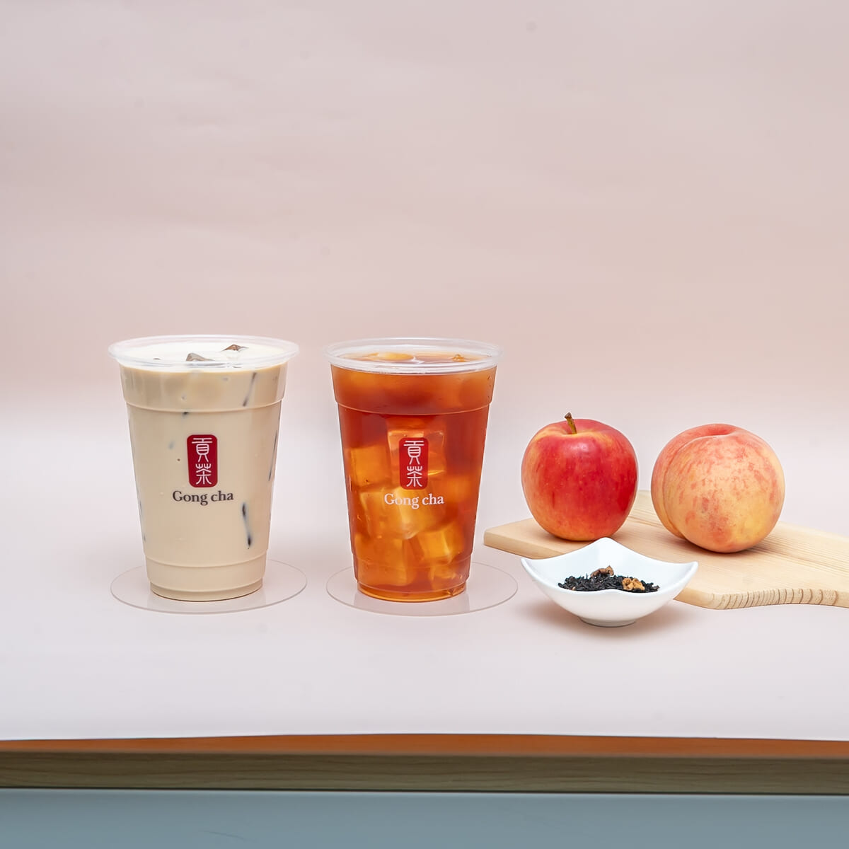 ゴンチャ「アップルピーチティー」メイン
