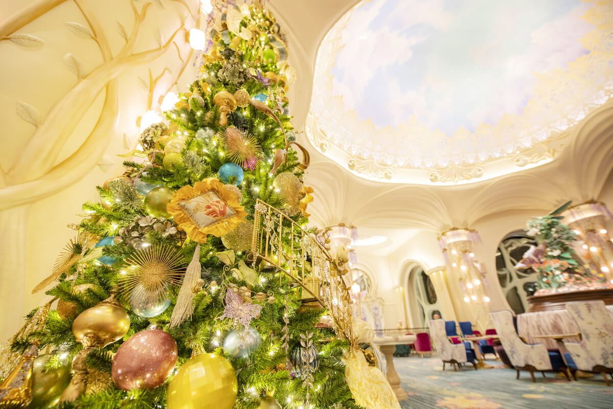 ディズニーホテルのクリスマスデコレーション