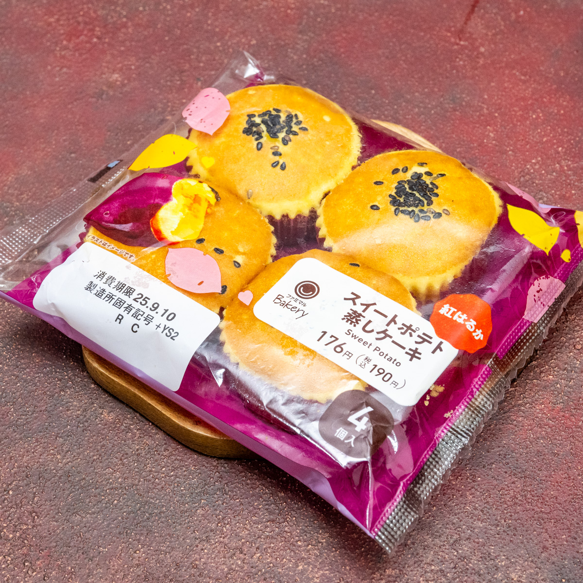 スイートポテト蒸しケーキ4個入　実写