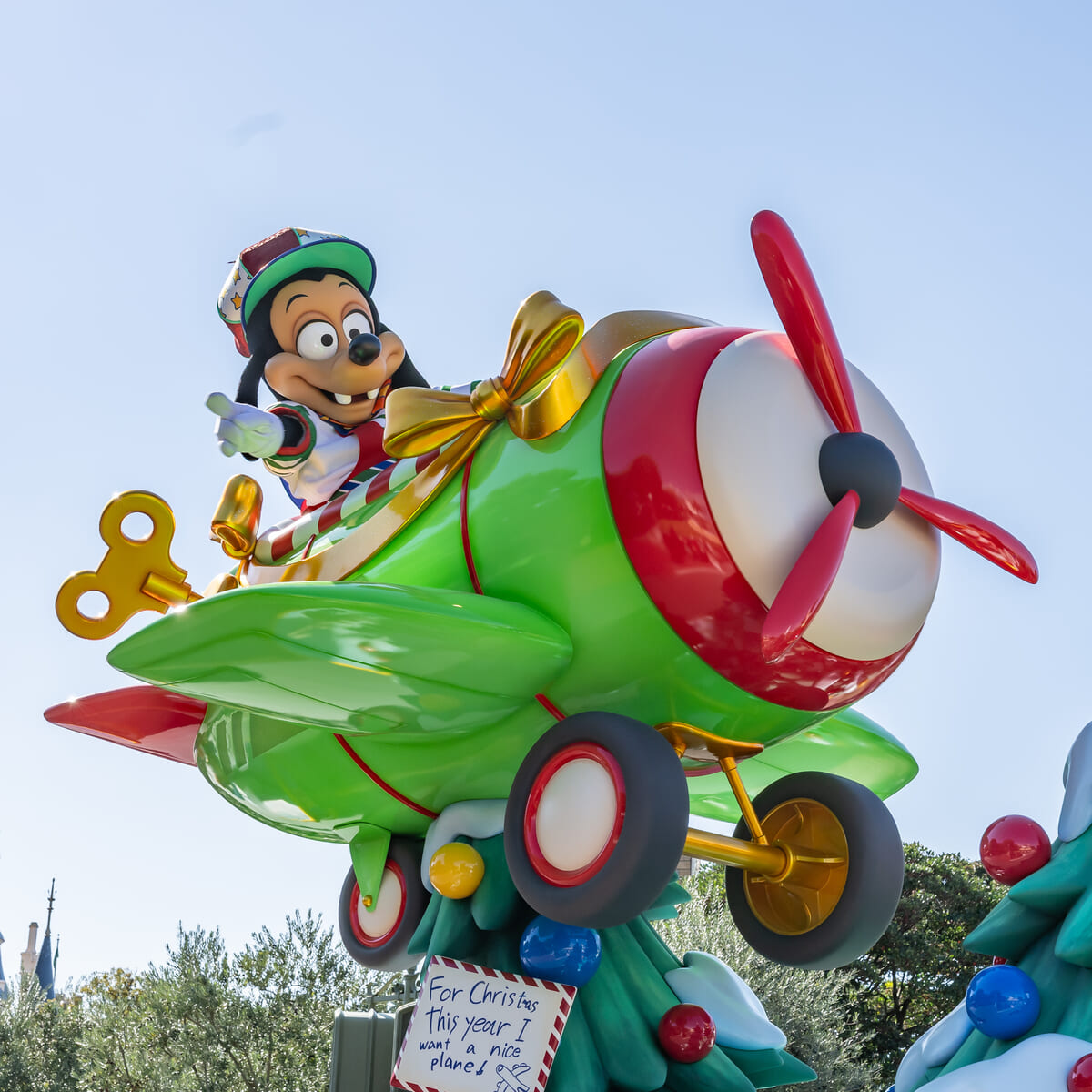 乗り物大好きっ子の願いを乗せたフロート6