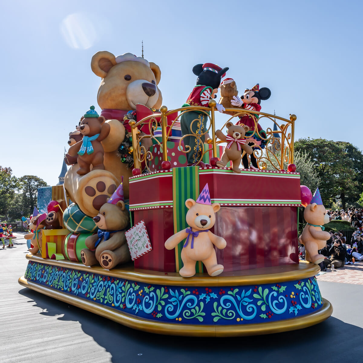 テディベアがいっぱいのフロート