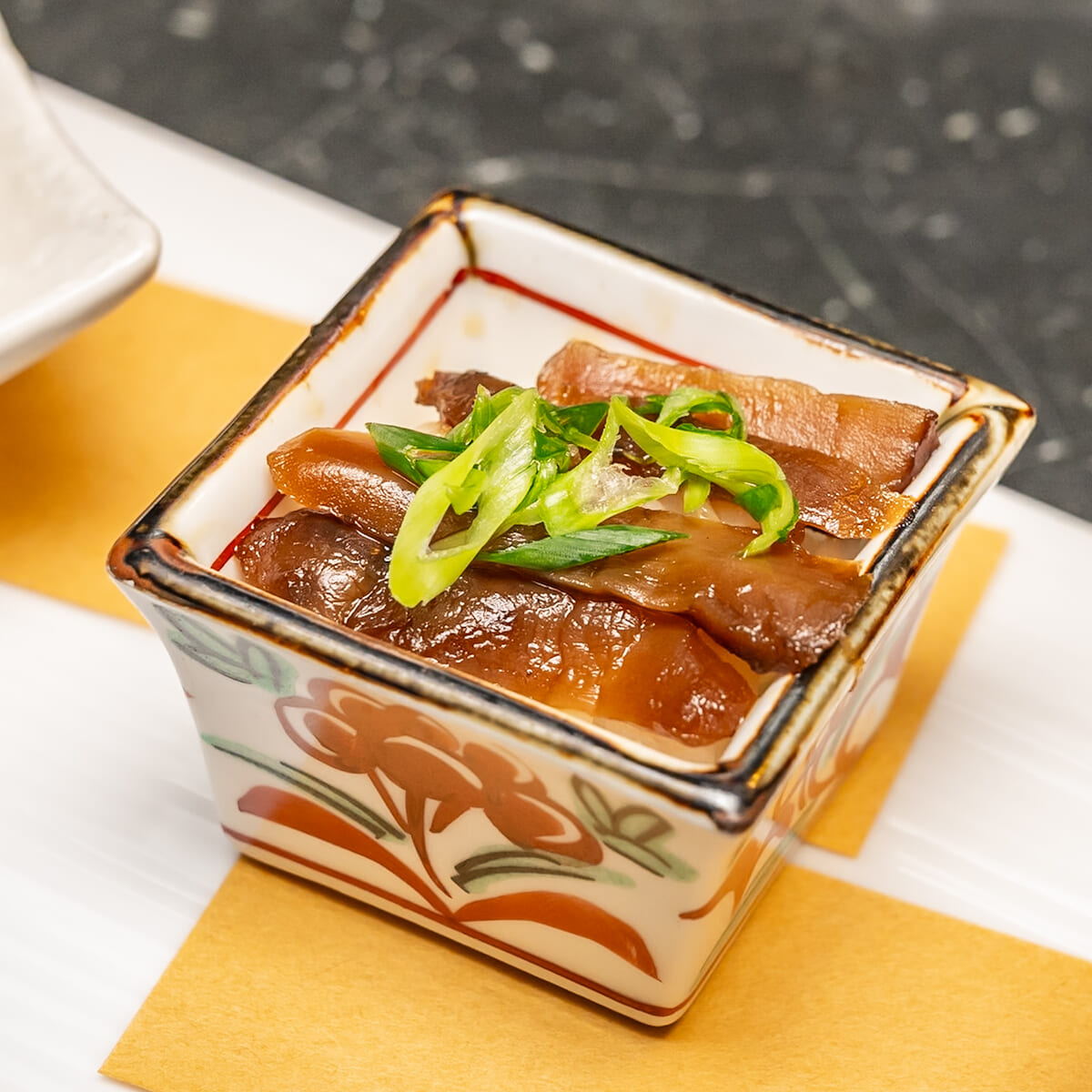 松茸の時雨煮寿司（蛍）