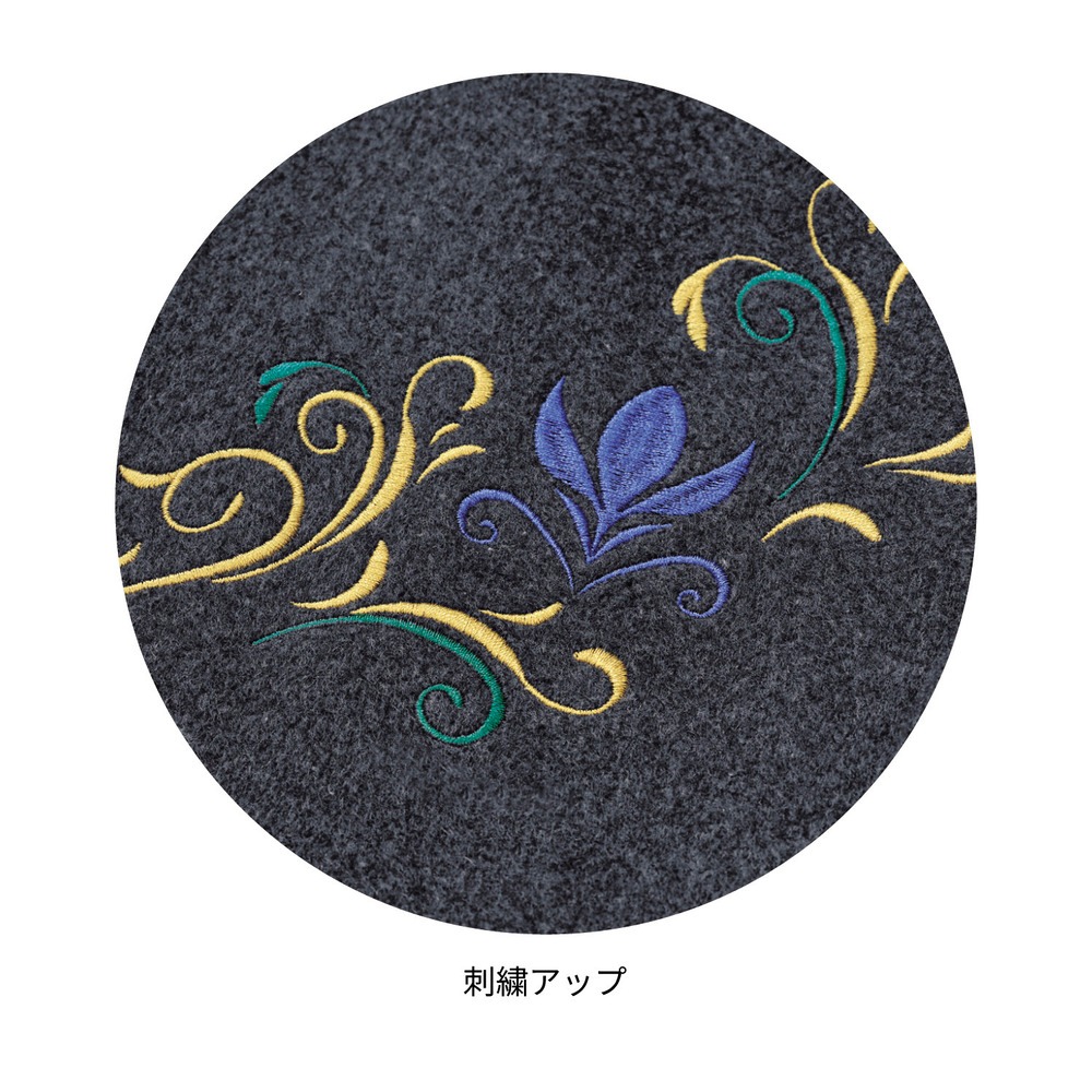 刺繍入りAラインコート 刺繍アップ