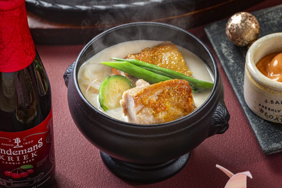 ワーテルゾーイ 鶏肉のクリーム煮