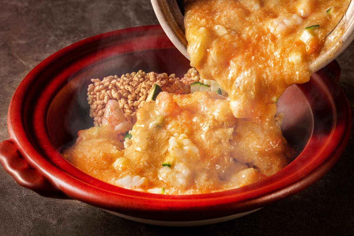 上海蟹の蟹肉と蟹味噌のあんかけおこげ