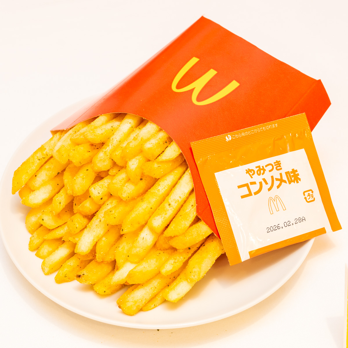 シャカシャカポテト　やみつきコンソメ味　撮影