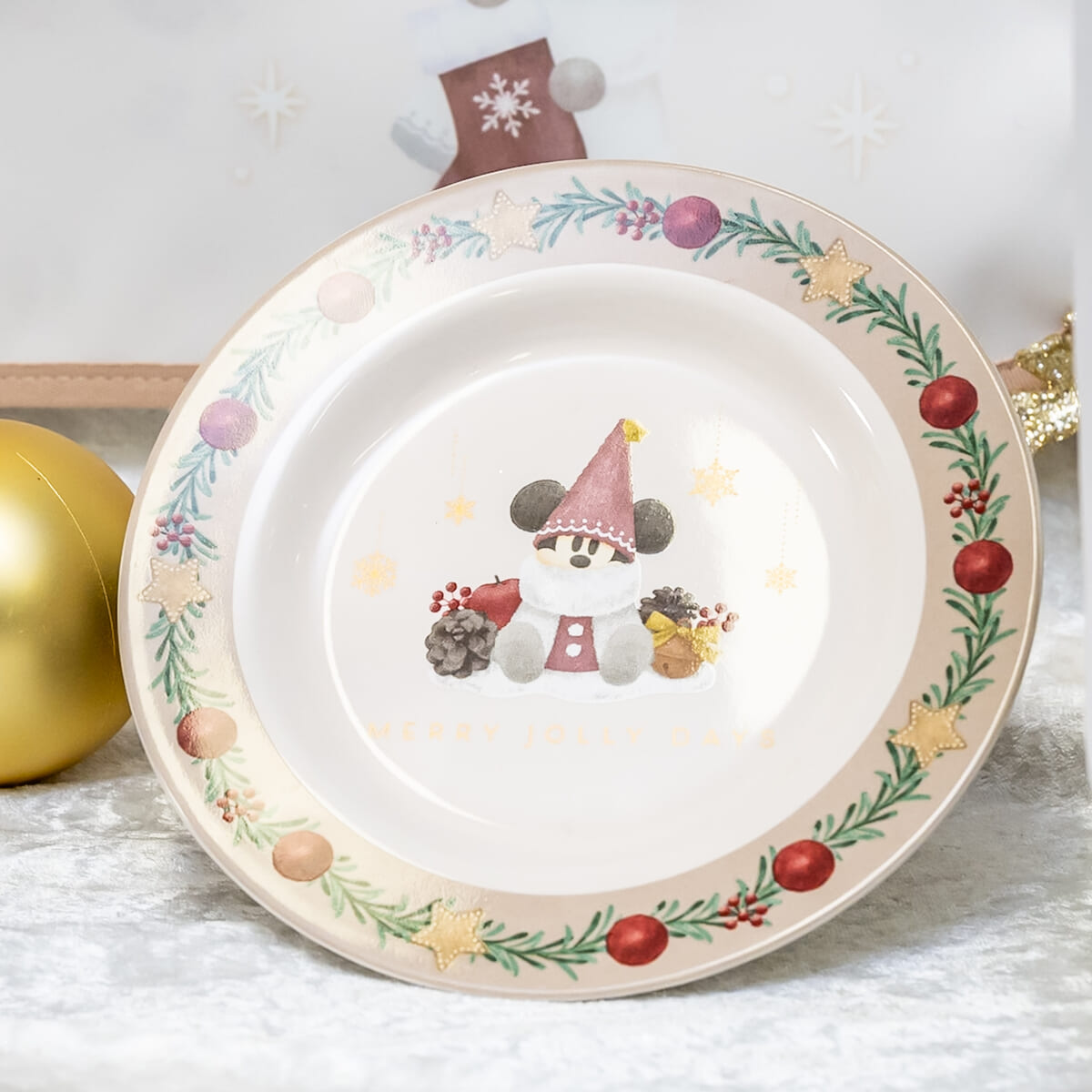 東京ディズニーリゾート“ディズニー・クリスマス2025”チョコレートケーキ(ナッツ入り)、スーベニアプレート付き