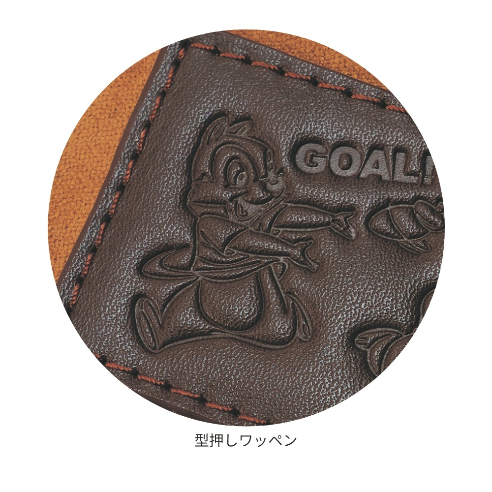 ヌバック調ショルダーバッグ　型押しワッペン