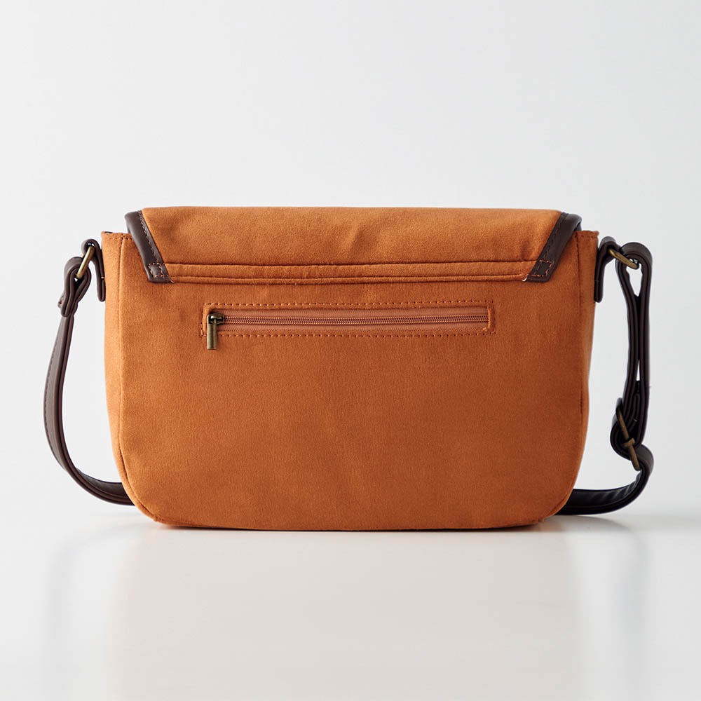 ヌバック調ショルダーバッグ　バックスタイル