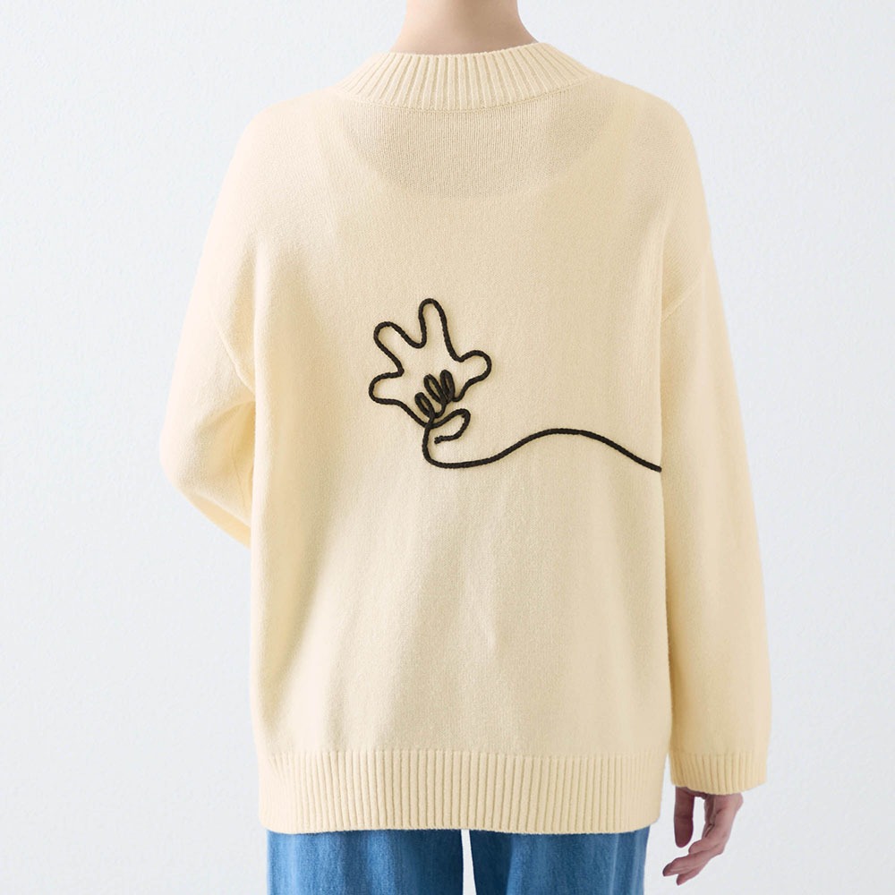 コード刺繍ニット バックスタイル