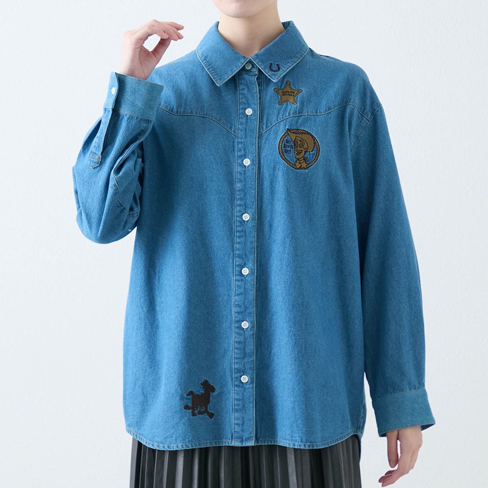 カウボーイ風デニムシャツ　ウッディ