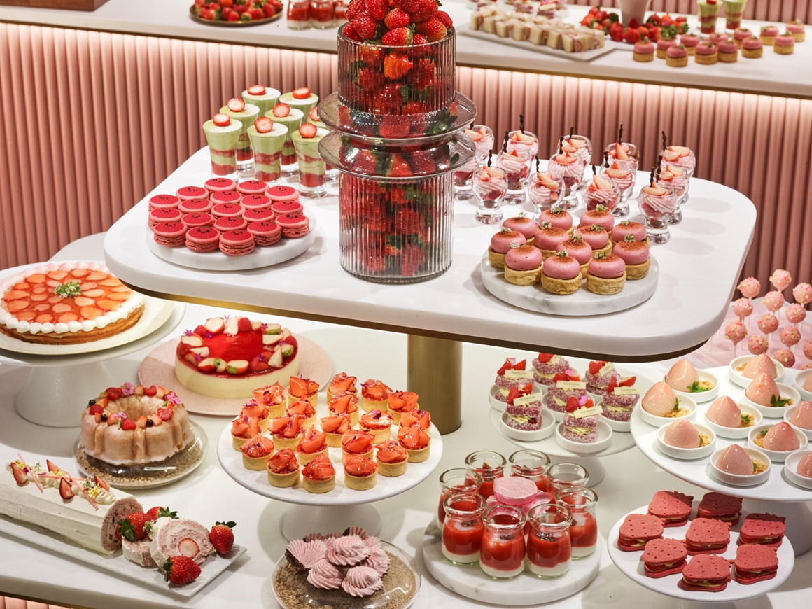 恋するいちごビュッフェ ~It’s Strawesome!~