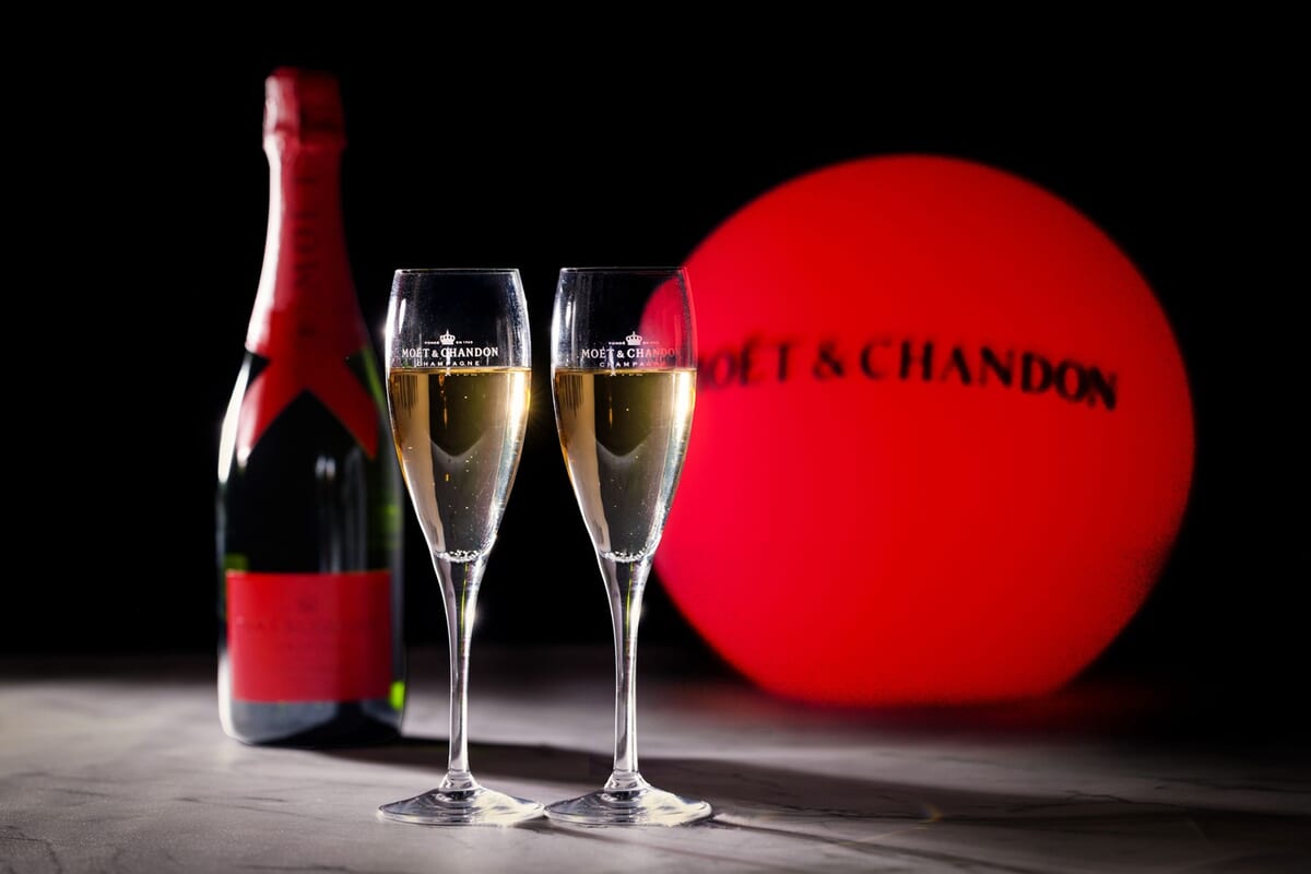ホリデーシーズンの特別な“モエ・エ・シャンドン”
