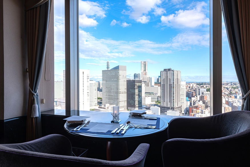 スカイラウンジ 「ベイ・ ビュー 」1