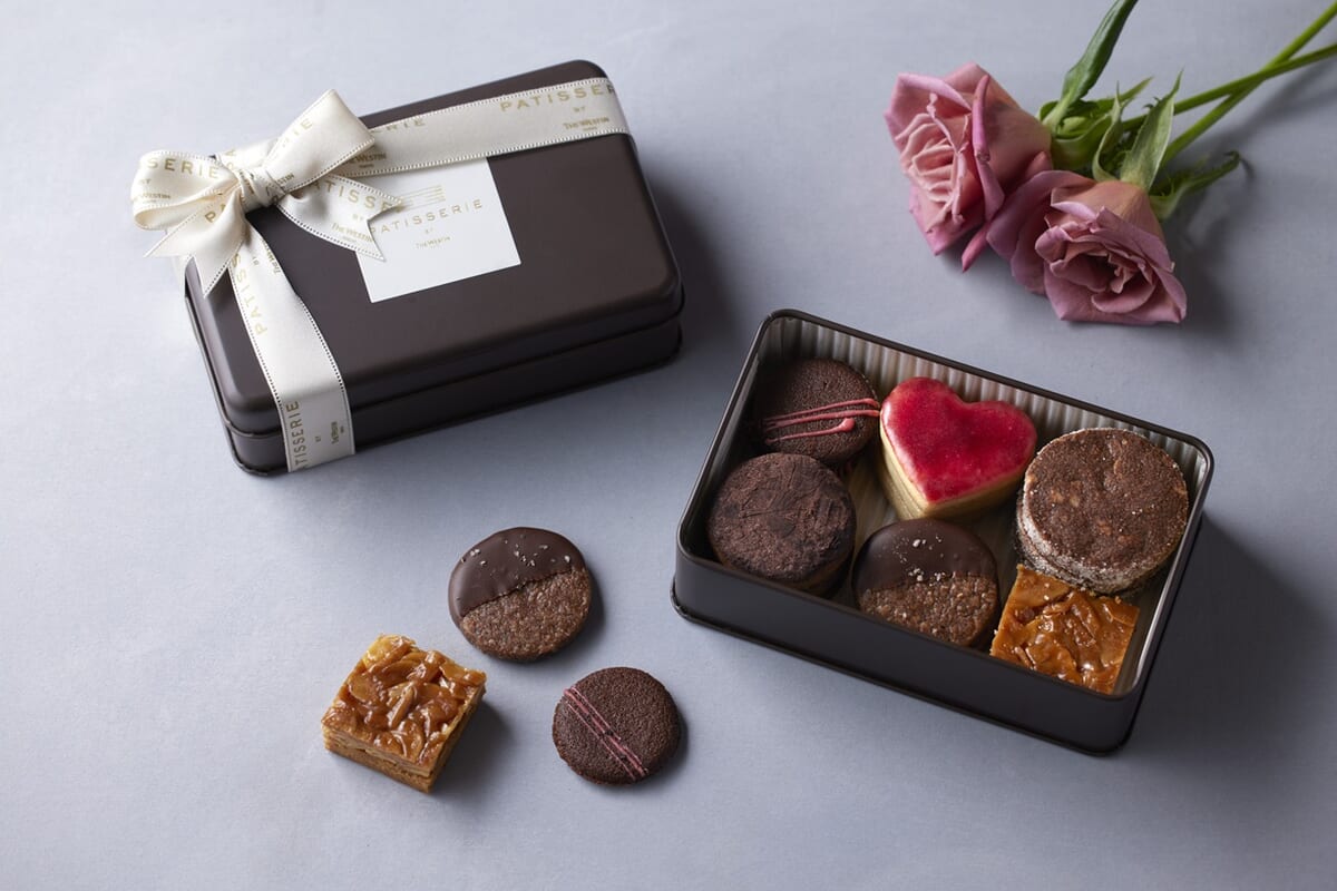 バレンタインクッキー缶