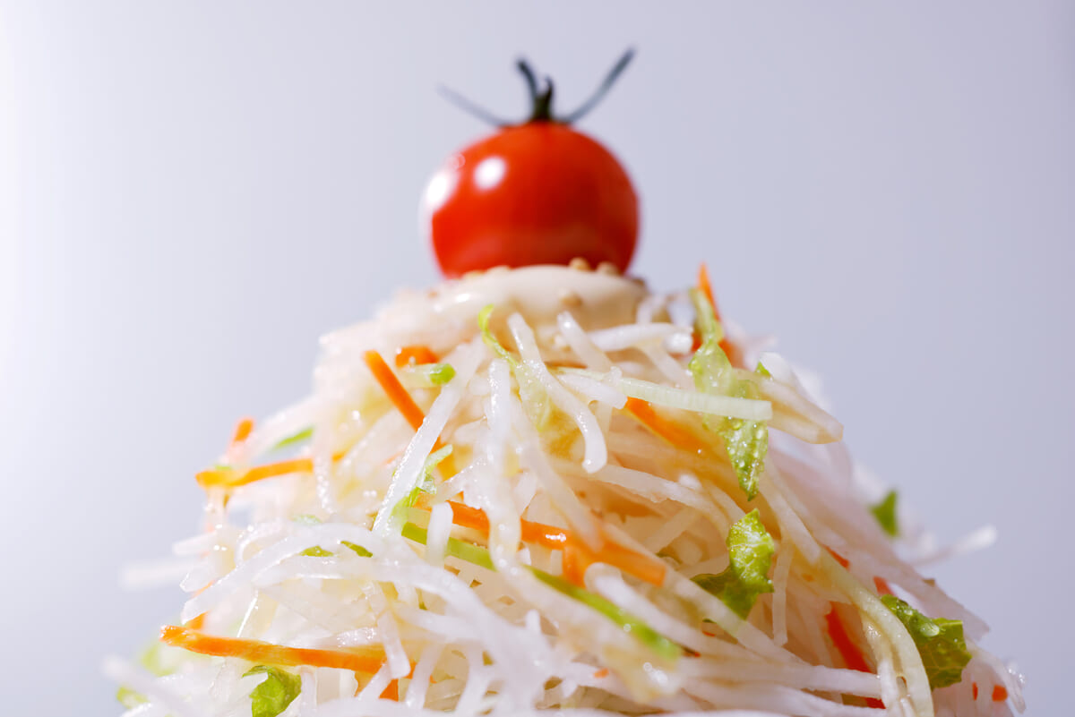 びっくりドンキーのこだわり：ディッシュサラダ